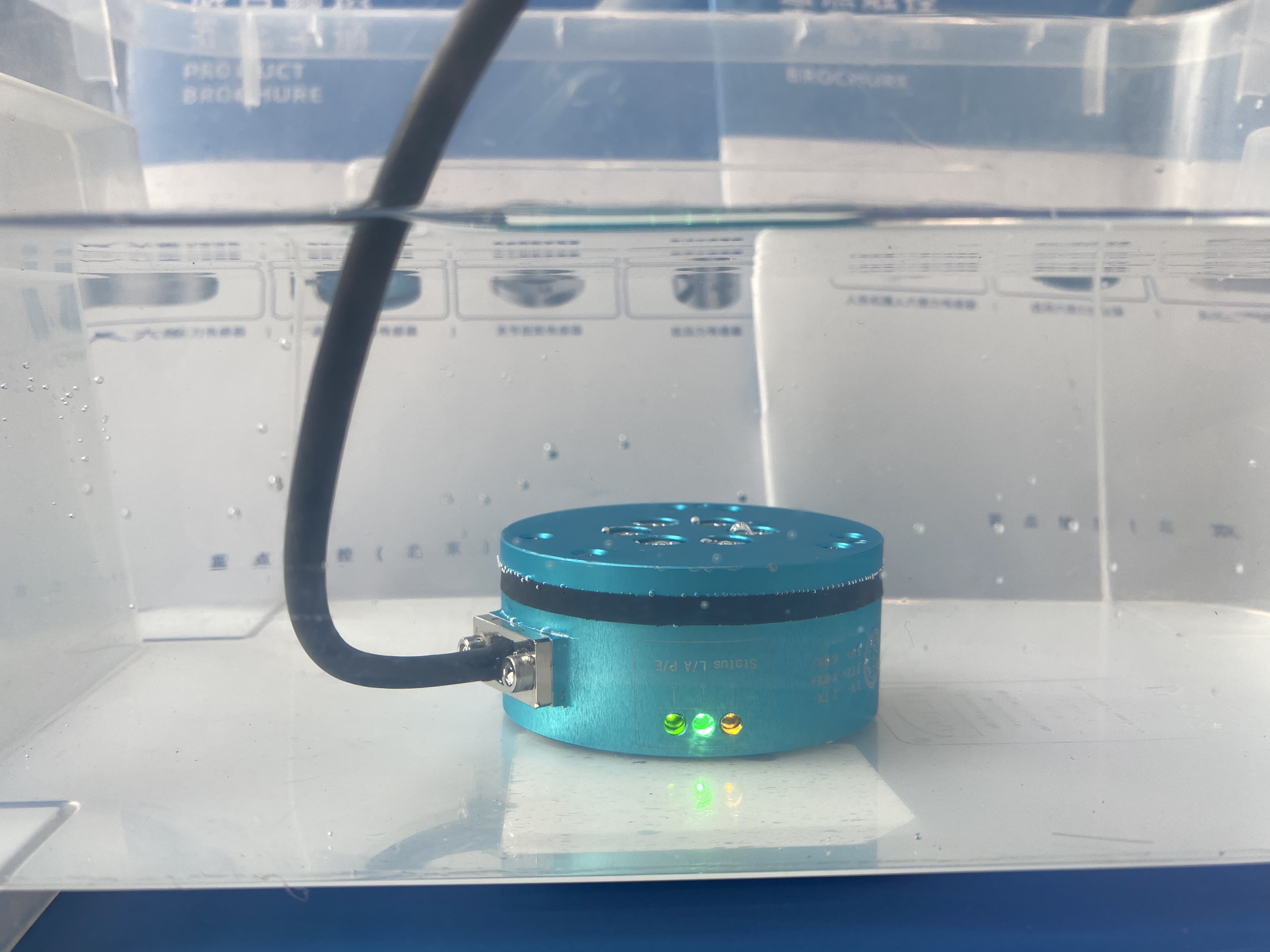 正在进行水下测试的六维力传感器。图片来源：受访者供图锦鲤配资。